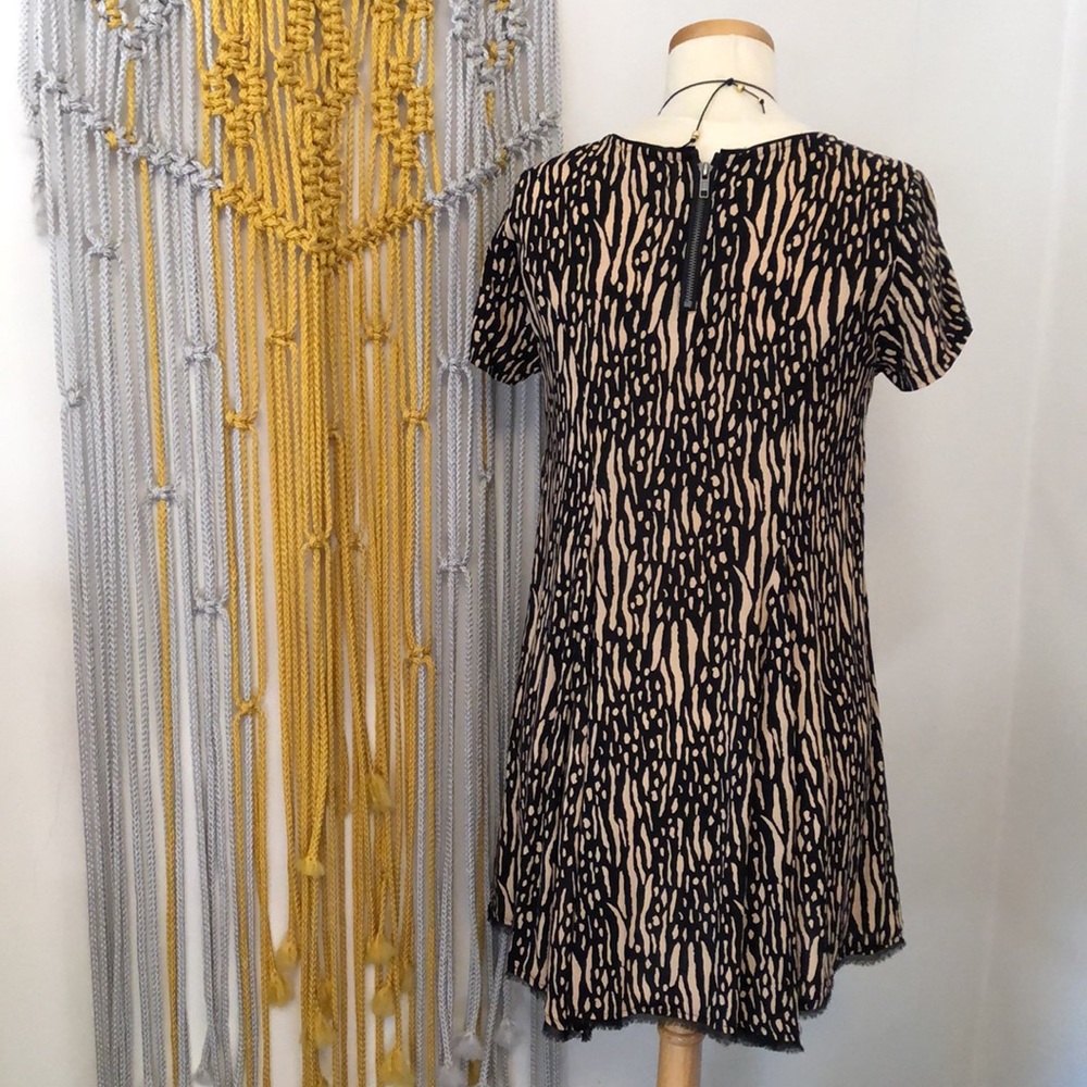 Silence + Noise Tunic - Picture 2 of 4